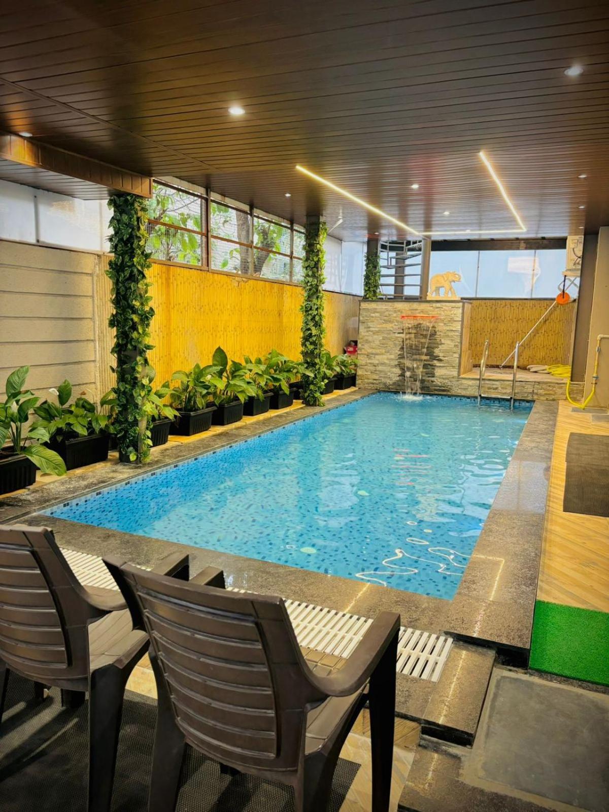 הוילה לונבלה Ll Golden Leaf Ll 3Bhk Ll Ac Ll מראה חיצוני תמונה